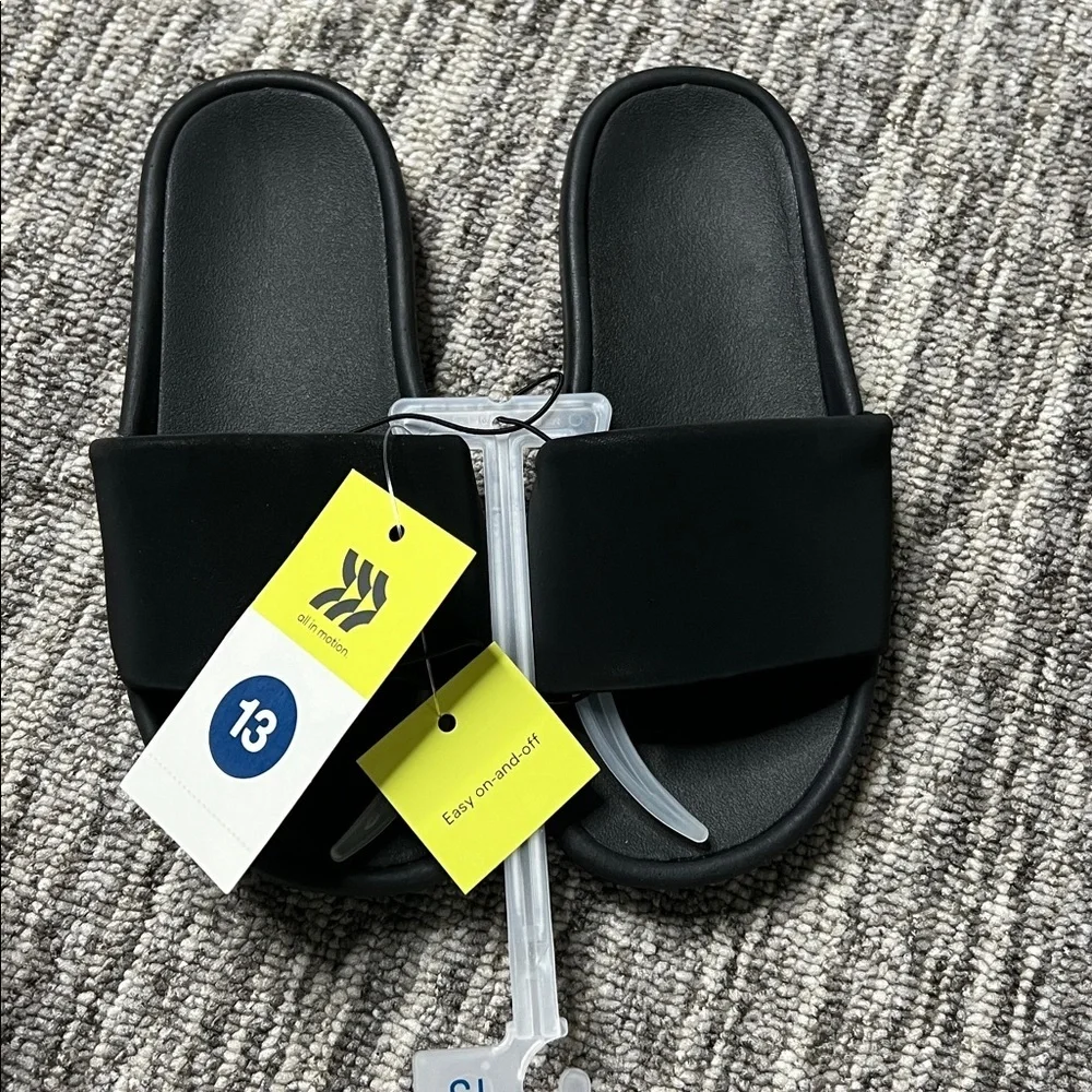 All in Motion Black Kids Slide Sandals Set Size 13